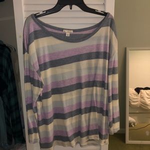 Gap shirt. Size L.